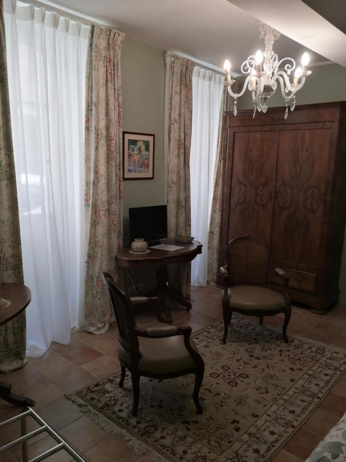 Les Chambres De L'Horloge Lectoure Ngoại thất bức ảnh